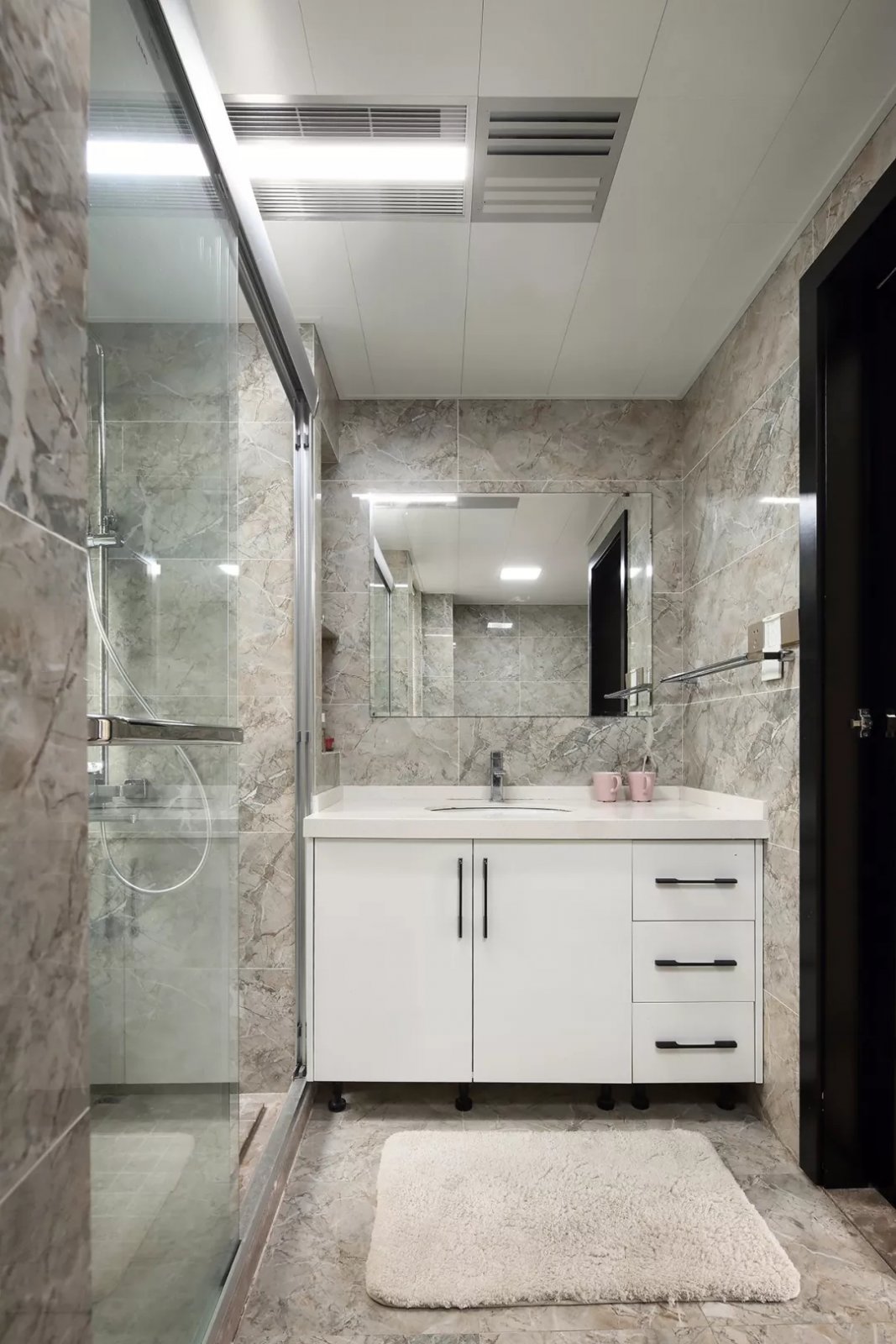 裝修公司后現(xiàn)代簡約風格室內裝修效果圖-衛(wèi)生間