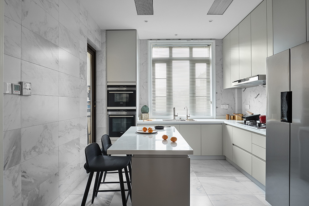 在起風的季節(jié)心理向往著柔軟的裝飾設計，平凡地過著舒心的生活-廚房