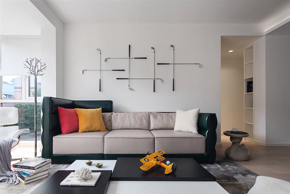 汕頭市華潤(rùn)中心現(xiàn)代簡(jiǎn)約風(fēng)格三居室裝修案例