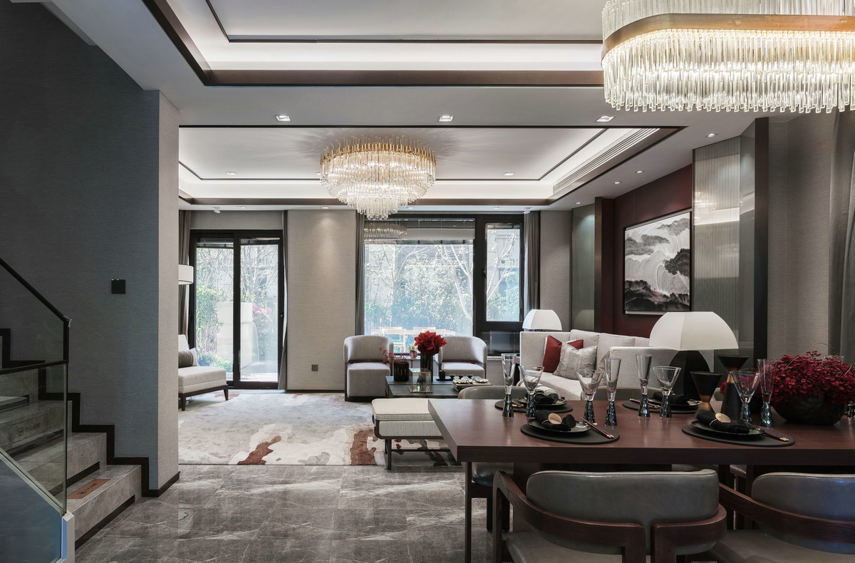 新中式風(fēng)格別墅室內(nèi)設(shè)計(jì)家裝案例-樓梯間