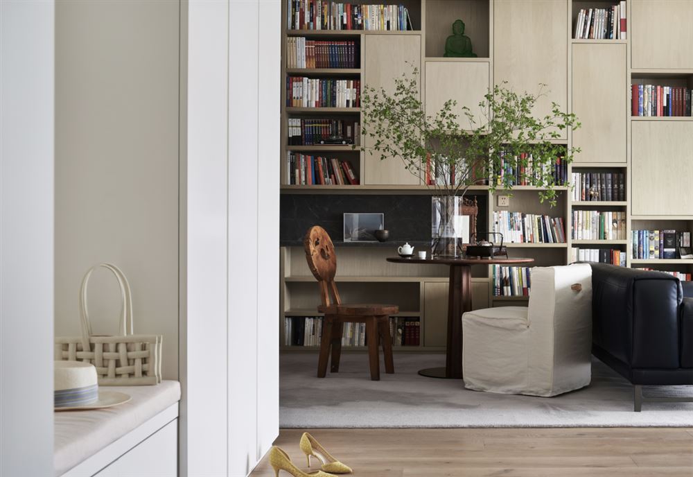 江門市鳳山水岸現(xiàn)代簡(jiǎn)約風(fēng)格三居室裝修案例