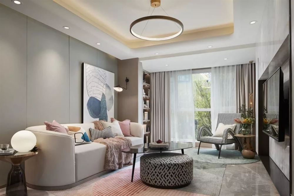 廣州市越秀濱海新城輕奢風(fēng)格三居室裝修案例