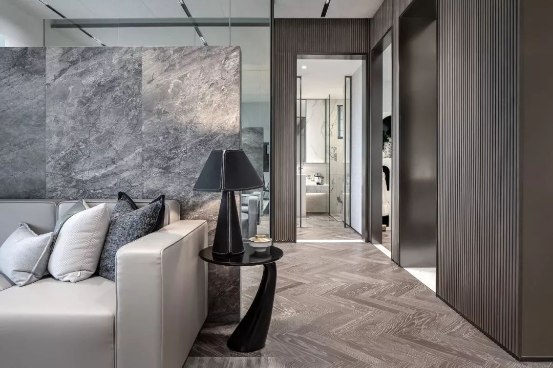 現(xiàn)代輕奢風(fēng)格室內(nèi)設(shè)計家裝案例-走廊