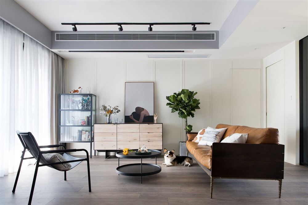 廣州市中?；骋继柮朗斤L(fēng)格三居室裝修案例