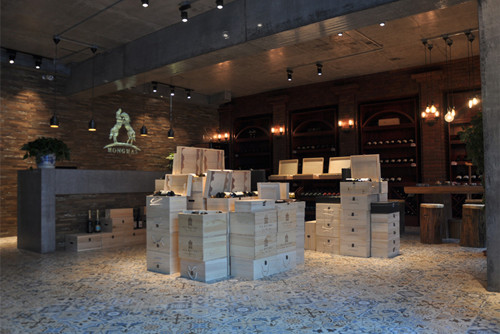 ?？谑袗廴A小區(qū)現(xiàn)代簡約風(fēng)格復(fù)式裝修案例