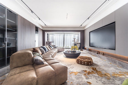 海口市紫荊花園二區(qū)輕奢風格四居室裝修案例