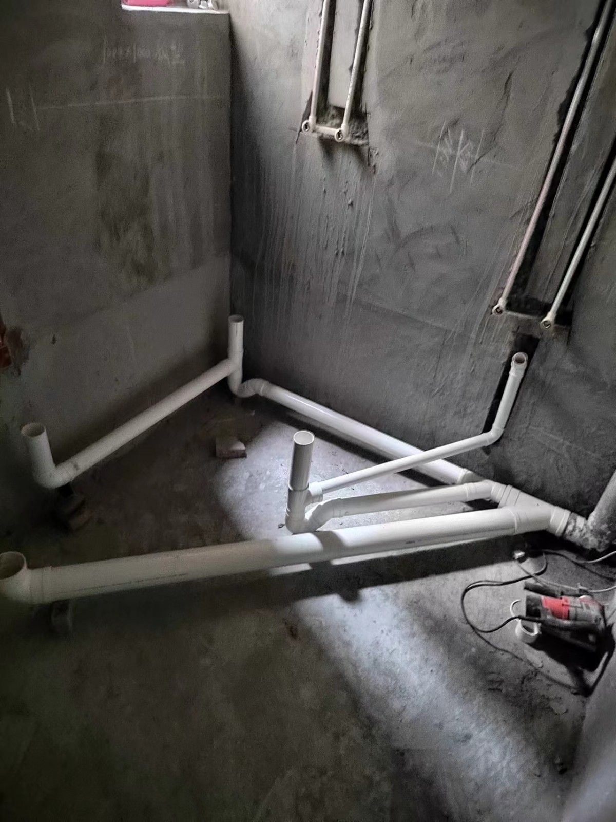 衛(wèi)生間水管鋪設